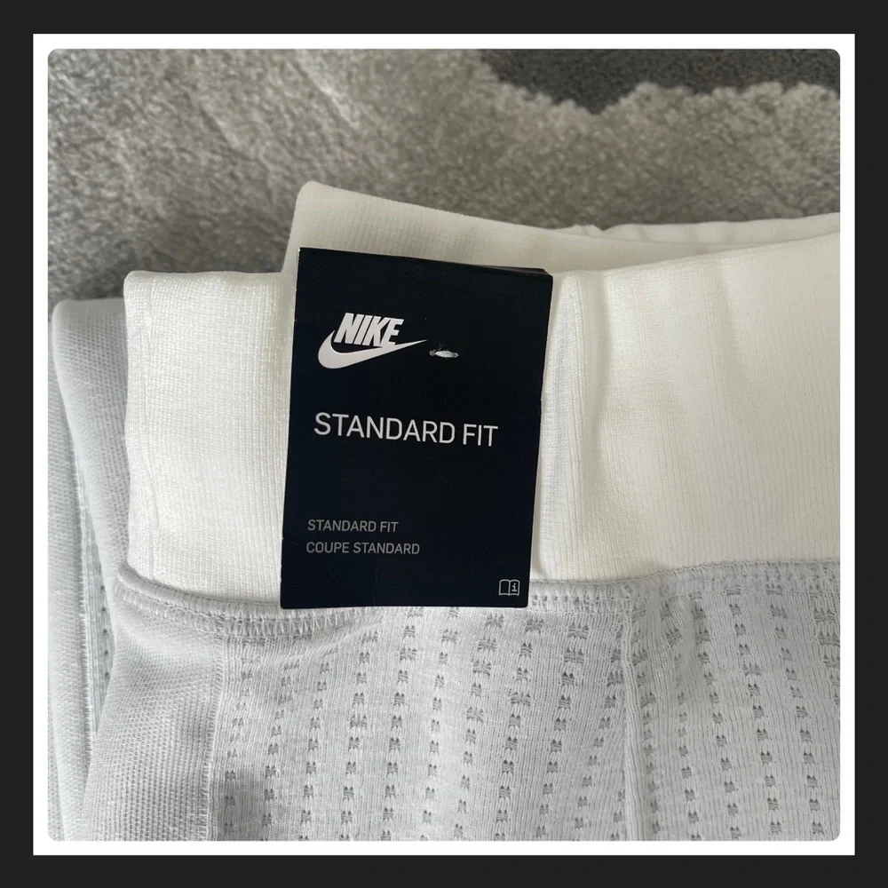 Nike Sportswear Women's 7/8 Cropped Pants